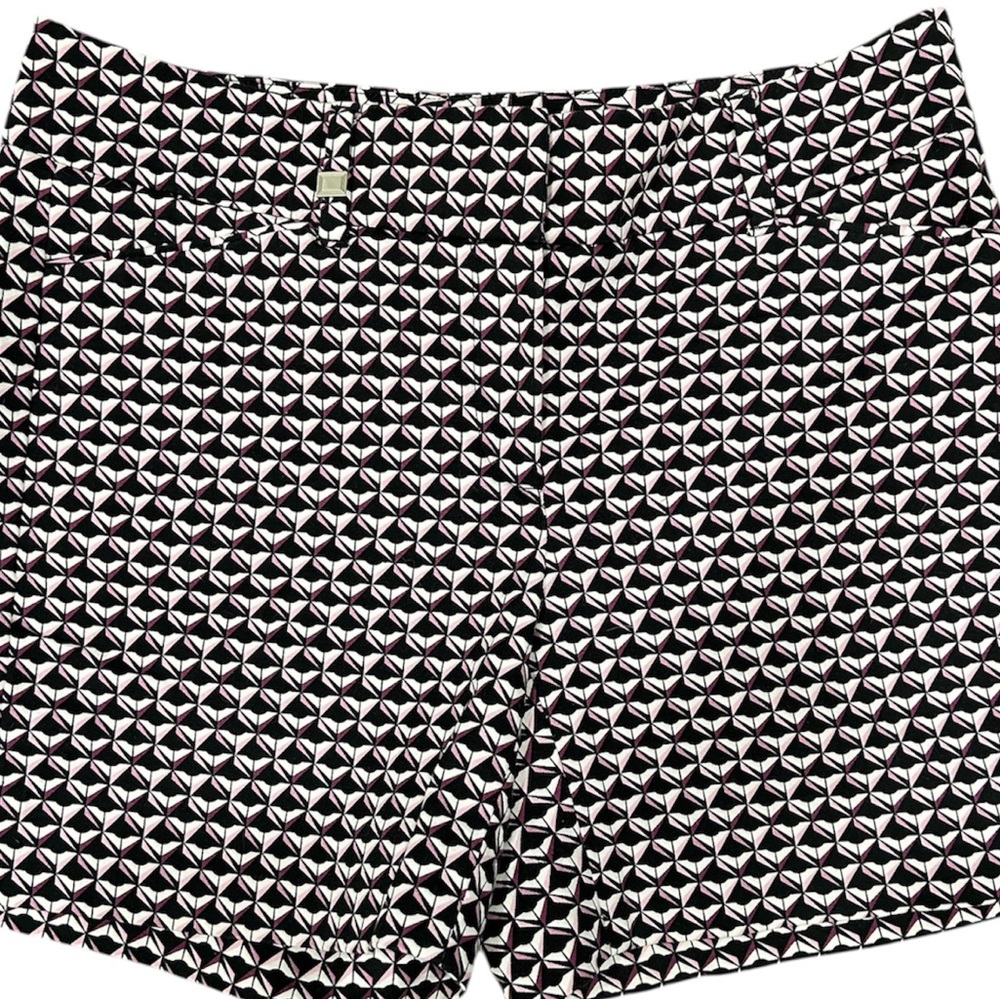 White House Black Market Shorts Size 0 Geometric Print Mid Rise Midi Stretch